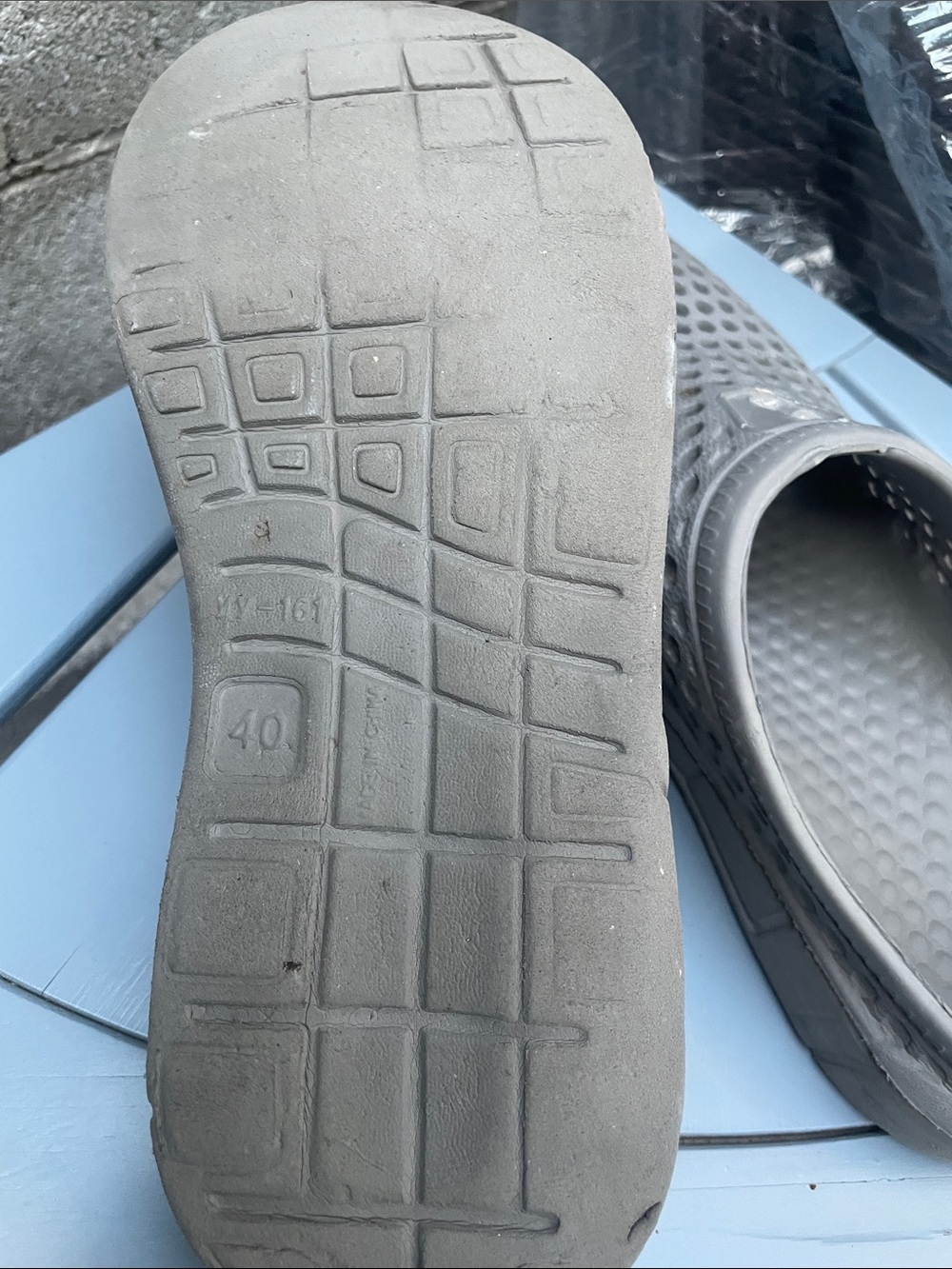 Shoes - Picture 2 of 2